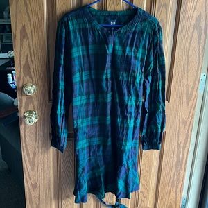 Women’s XXL Gap Navy / Green plaid dress.  Long sleeve flannel look with belt